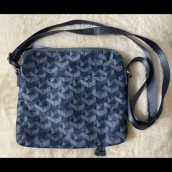 Kipling Small Crossbody Blue - Picture 11 of 11